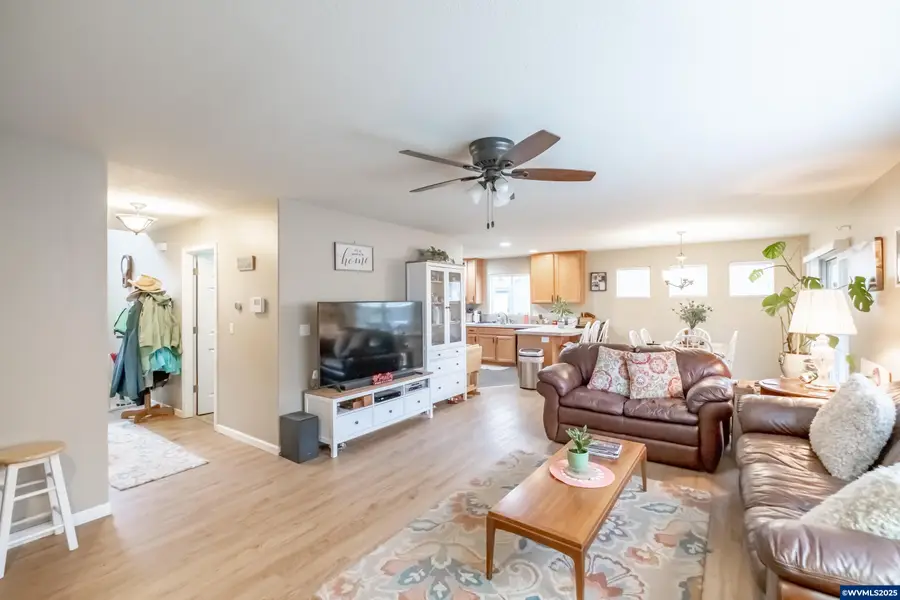 4145  Winners Circle Av SE, Albany, OR 97322 - Image #3