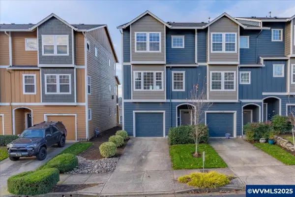 6027  Blue River Dr SE, Salem, OR 97306