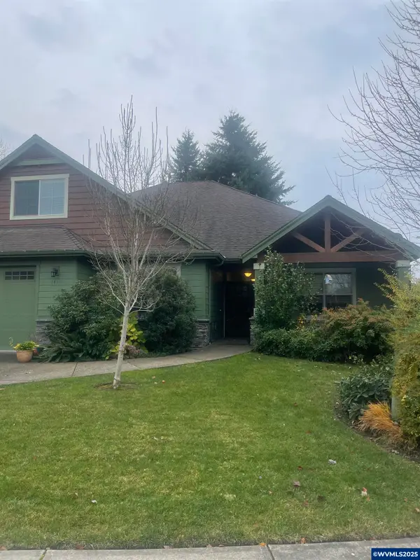 1413 SE Barberry Av, Dallas, OR 97338