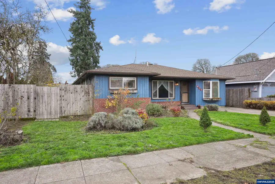 414 N 2nd St, Jefferson, OR 97352 - Image #2