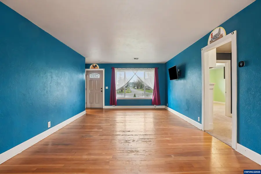 414 N 2nd St, Jefferson, OR 97352 - Image #3