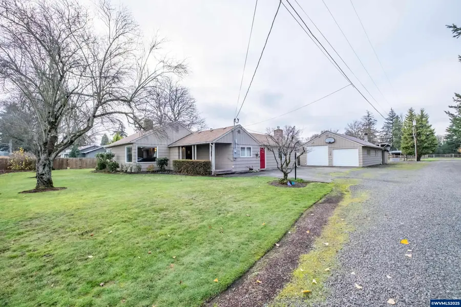 1110  Cascade Dr, Lebanon, OR 97355 - Image #3