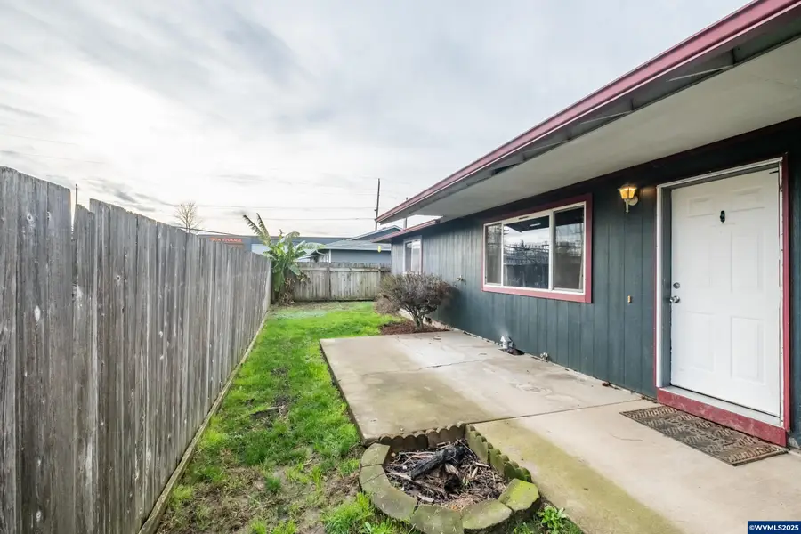 1940  17th Av SE, Albany, OR 97322 - Image #2