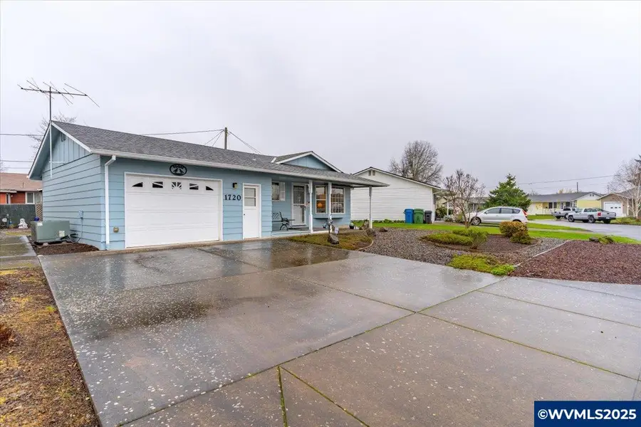 1720  Jansen Wy, Woodburn, OR 97071 - Image #2