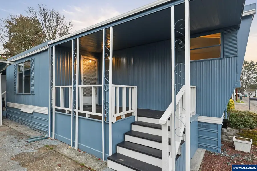 4424 SE Roethe Rd, Milwaukie, OR 97267 - Image #3