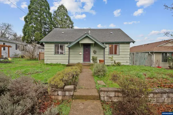 948 SW Maple St, Dallas, OR 97338