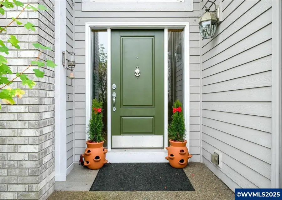 2328 NW Violet Av, Albany, OR 97321 - Image #3