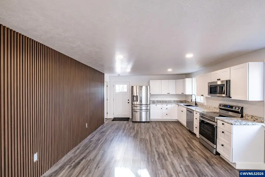 2241  Nandina St, Sweet Home, OR 97380 - Image #3