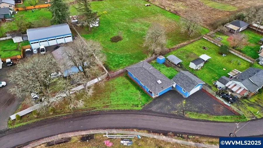 75  Sturtevant Rd, Lebanon, OR 97355 - Image #3