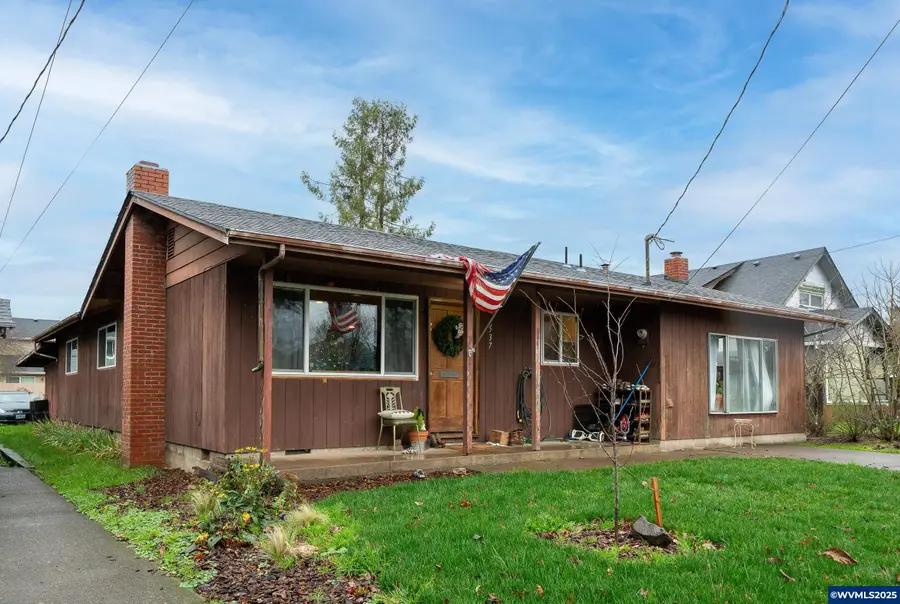 537 W Morton St, Lebanon, OR 97355 - Image #3