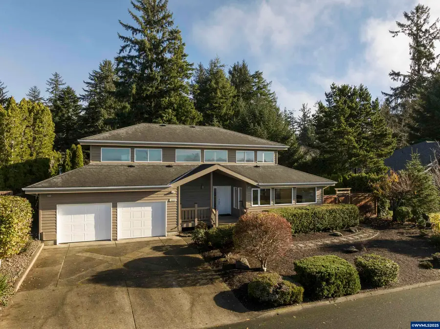 1060 NE 7th Dr, Newport, OR 97365 - Image #2