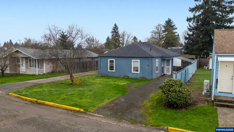 1453 (&1451)  Hiatt St, Lebanon, OR 97355 - Image #3