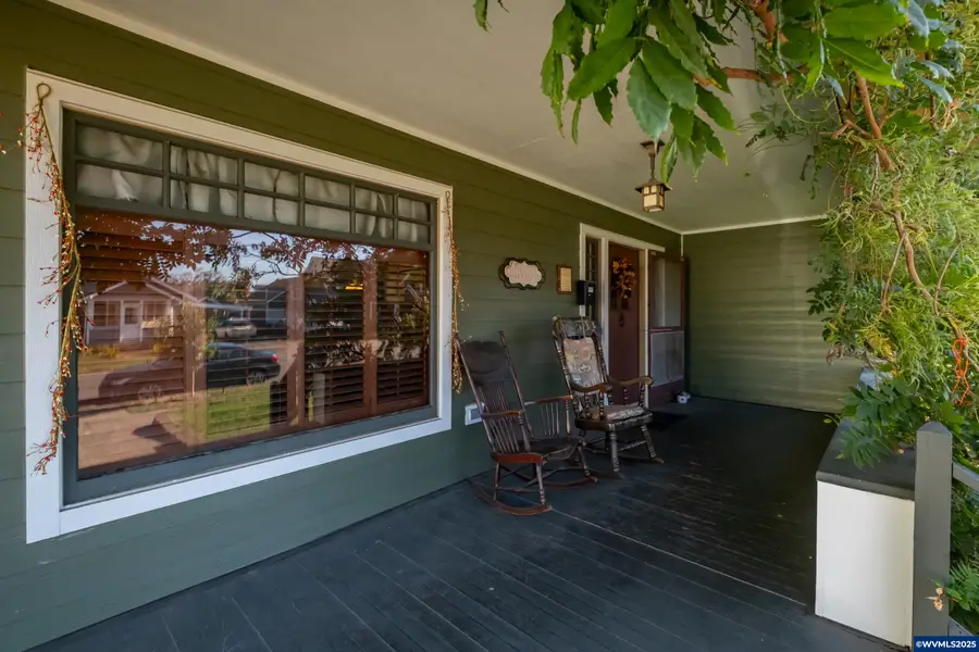 363 S 2nd St, Lebanon, OR 97355 - Image #3