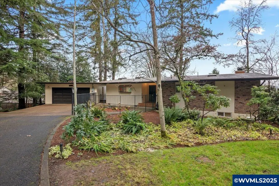 2369  Emerald Dr NW, Salem, OR 97304 - Image #2