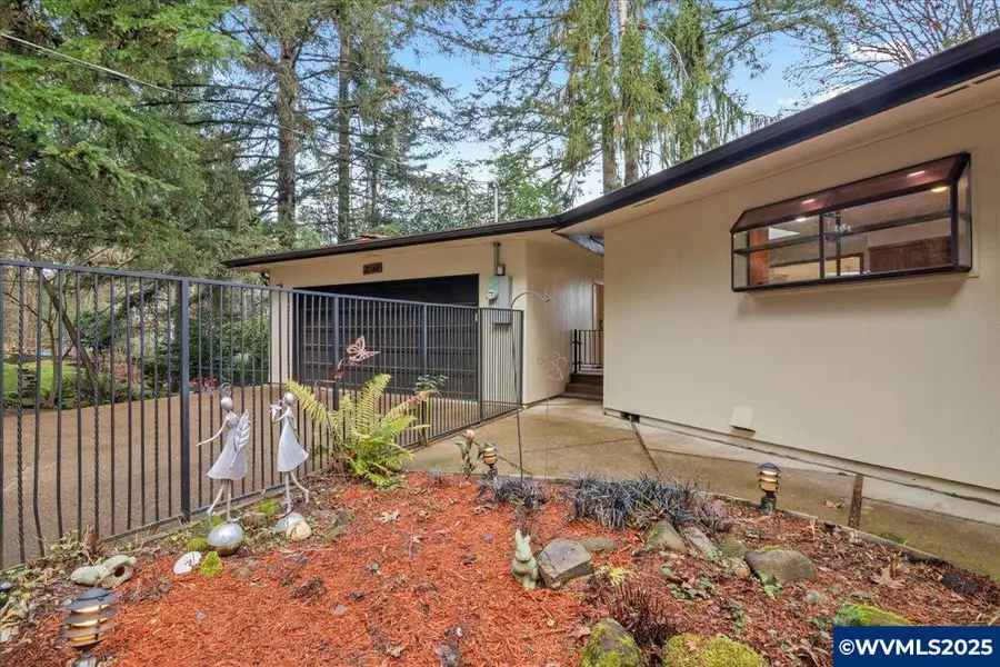 2369  Emerald Dr NW, Salem, OR 97304 - Image #3