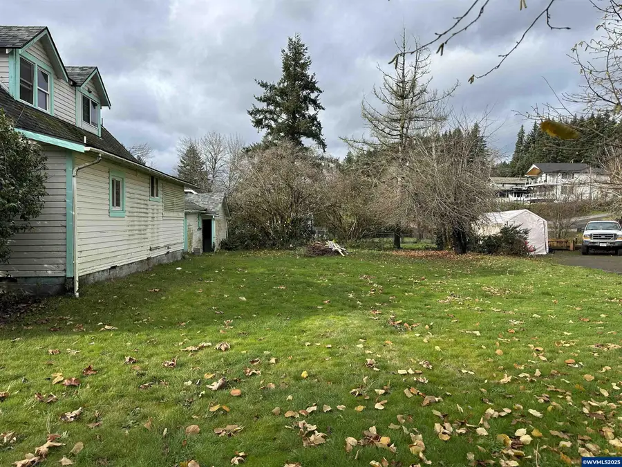 475 NE Alder St, Mill City, OR 97360 - Image #3