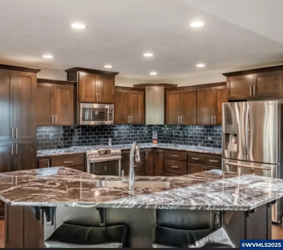 38802 NW Garden Dr, Scio, OR 97374 - Image #3