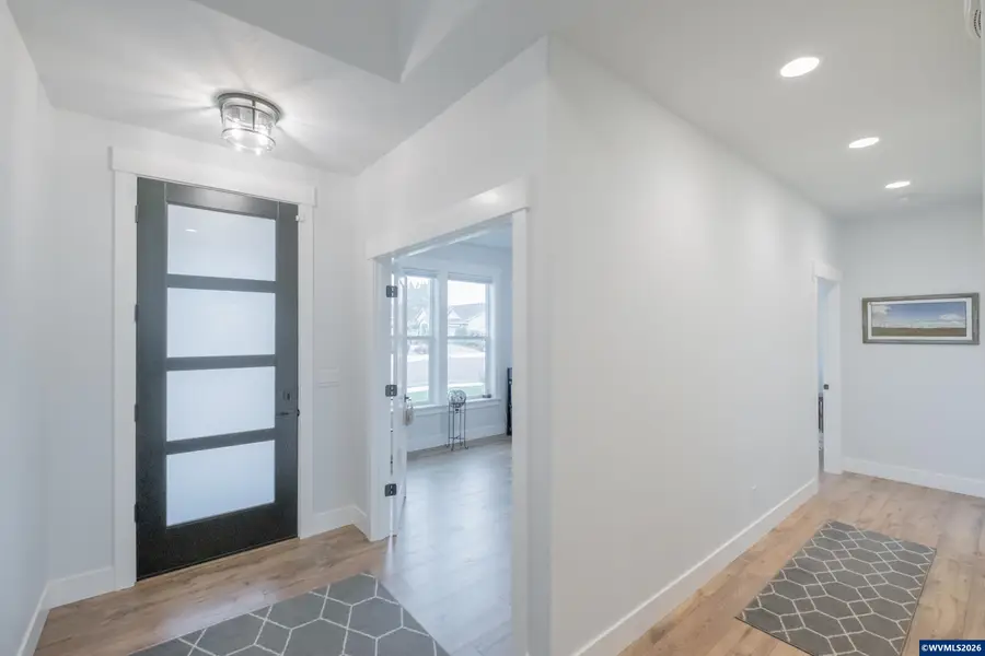 4752  Crown Ln, Albany, OR 97321 - Image #2