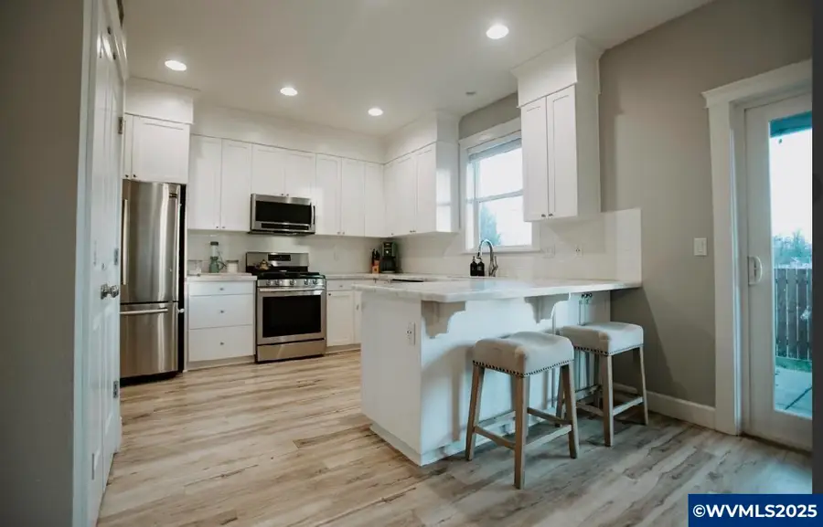 1779  Parkmeadow Av, Monmouth, OR 97361 - Image #2