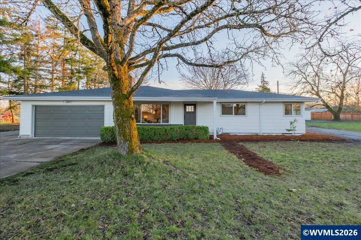 33001  Sand Ridge Rd, Lebanon, OR 97355 - Image #1