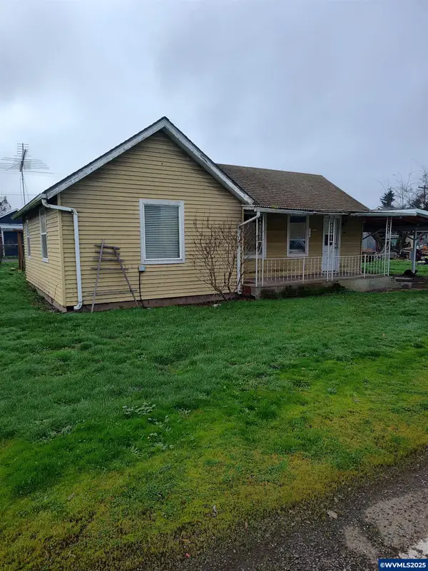 10772  Oak St NE, Donald, OR 97020