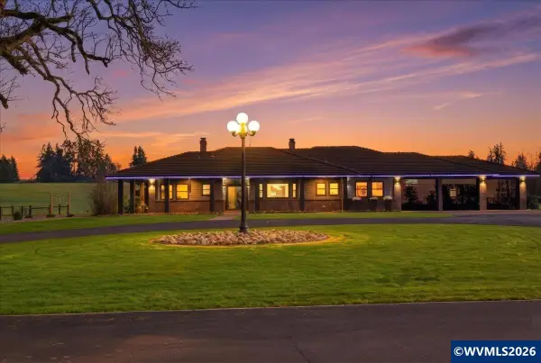 6388  Cascade Hwy NE, Silverton, OR 97381