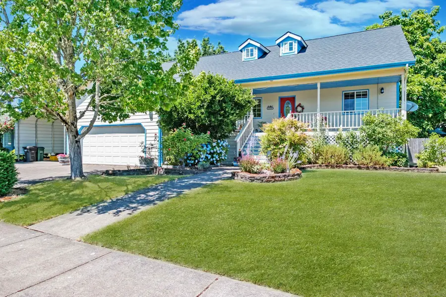 1370  Bentley St E, Monmouth, OR 97361 - #2