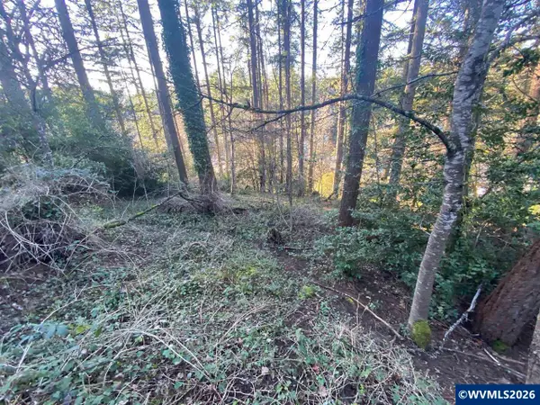 1810 NW Alta Vista Dr, Corvallis, OR 97330