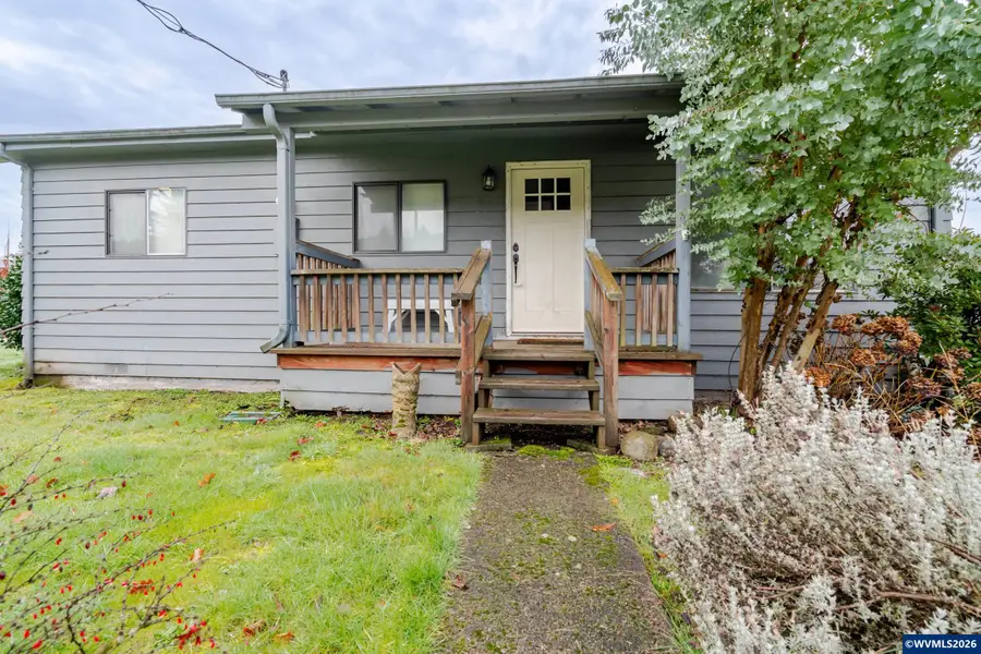 410 SW Broadway St, Mill City, OR 97360 - #2