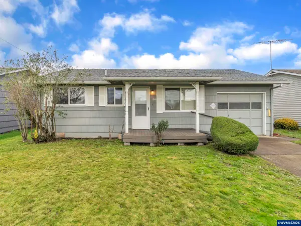 1749  Thompson Rd, Woodburn, OR 97071