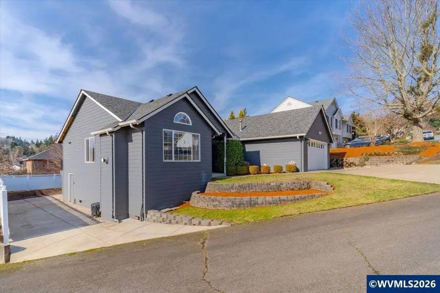 2574  Ptarmigan St NW, Salem, OR 97304 - Image #2
