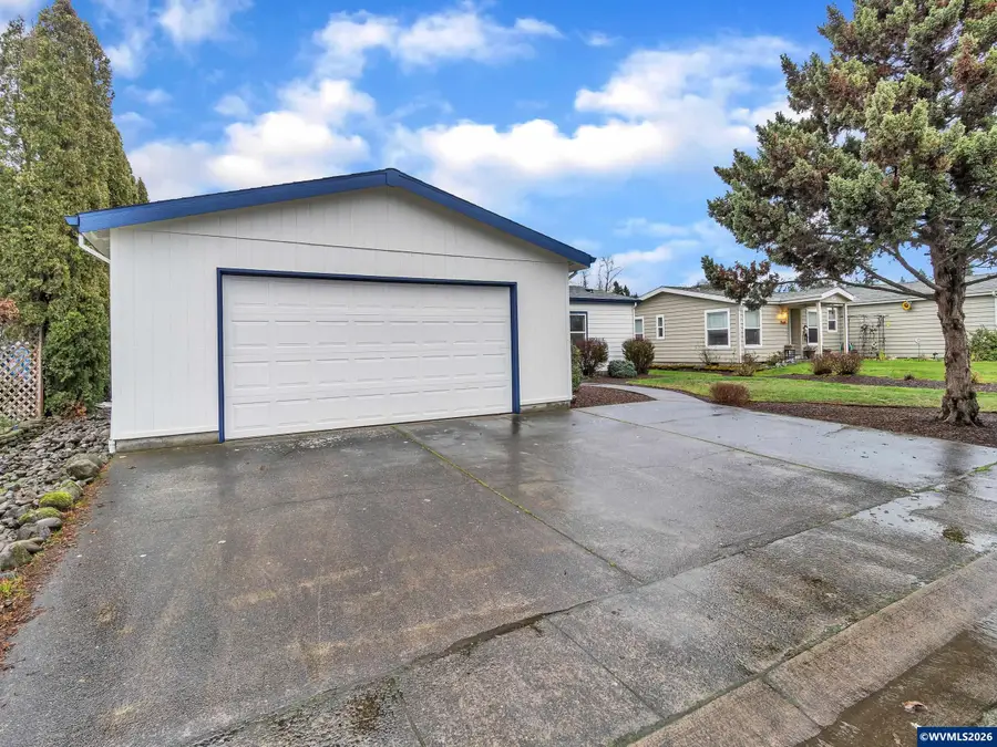 1655 S Elm (#204) St, Canby, OR 97013 - Image #2