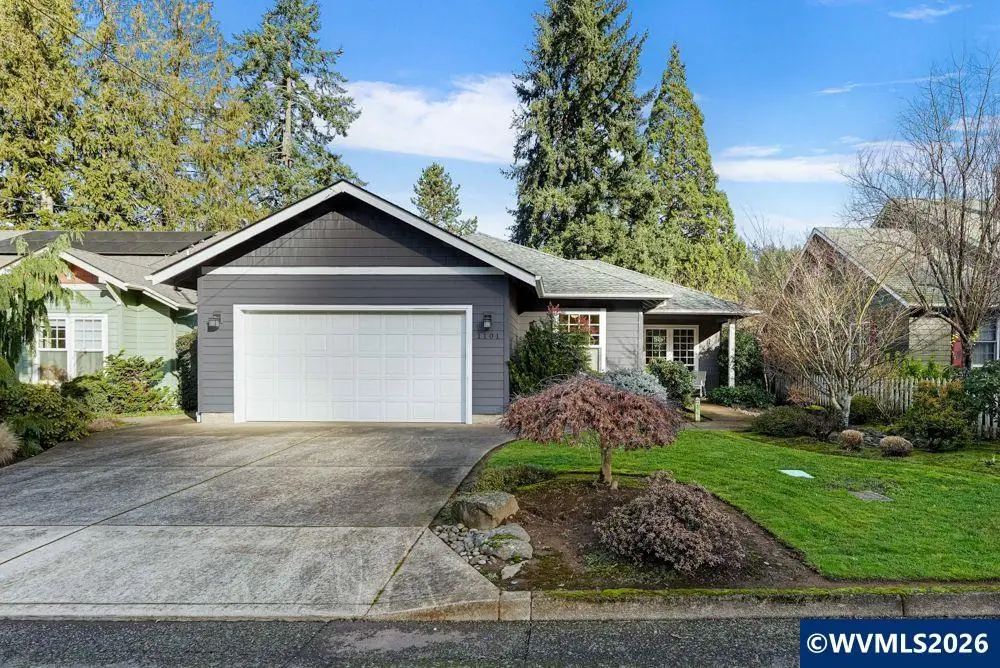 1101  Madison St, Silverton, OR 97381 - Image #1