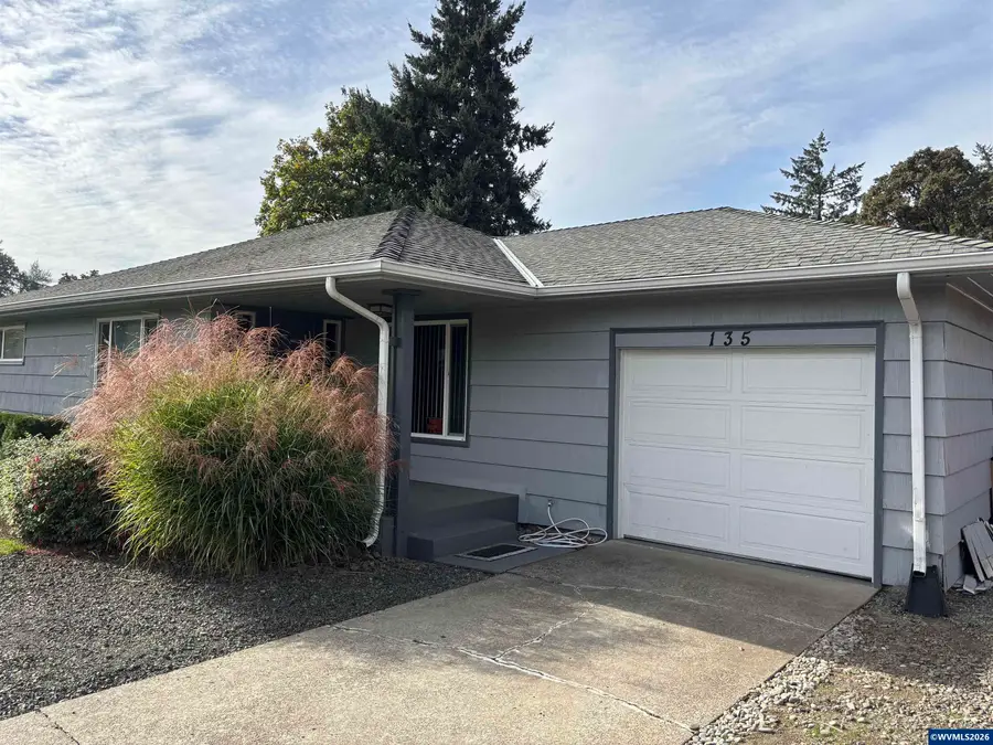 135  College Dr NW, Salem, OR 97304 - Image #2