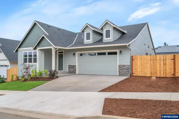 781  Riley Dr Dr, Silverton, OR 97381