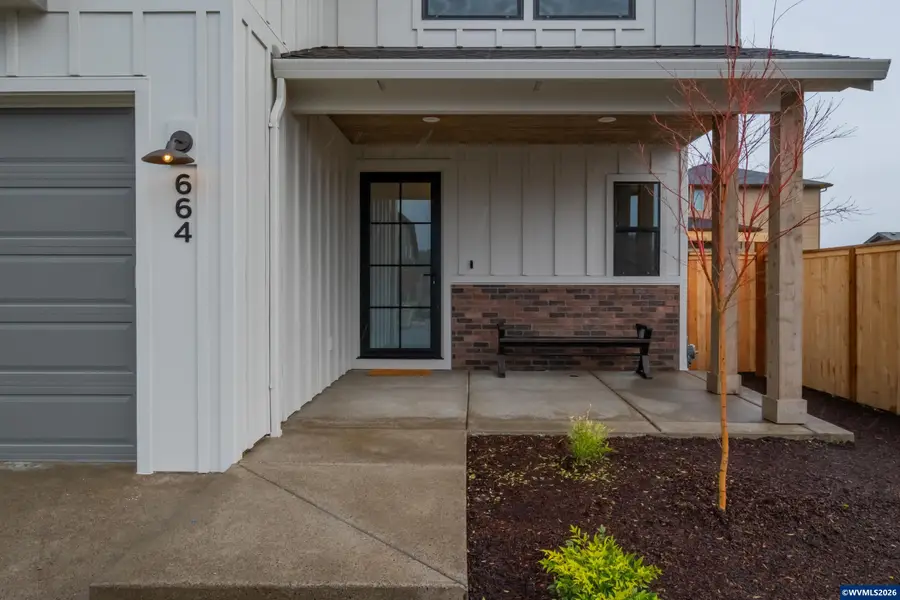 664 NW Crater Lake Dr, Dallas, OR 97338 - Image #3