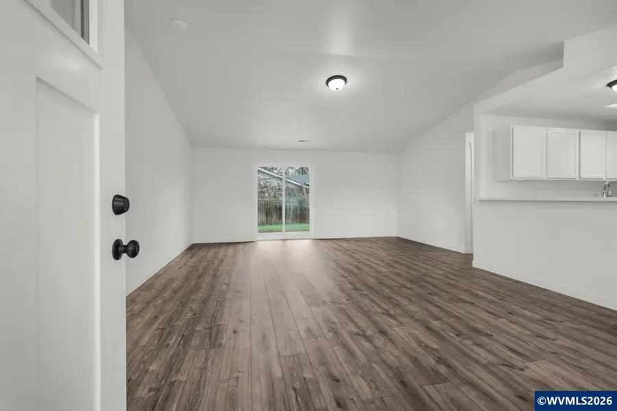 87667  Oak Island Dr, Veneta, OR 97487 - Image #2