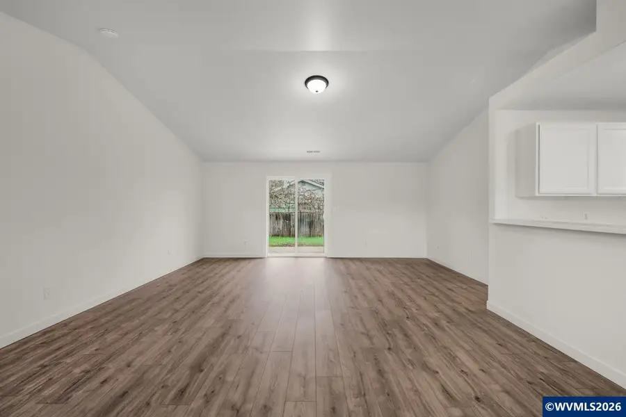 87667  Oak Island Dr, Veneta, OR 97487 - Image #3