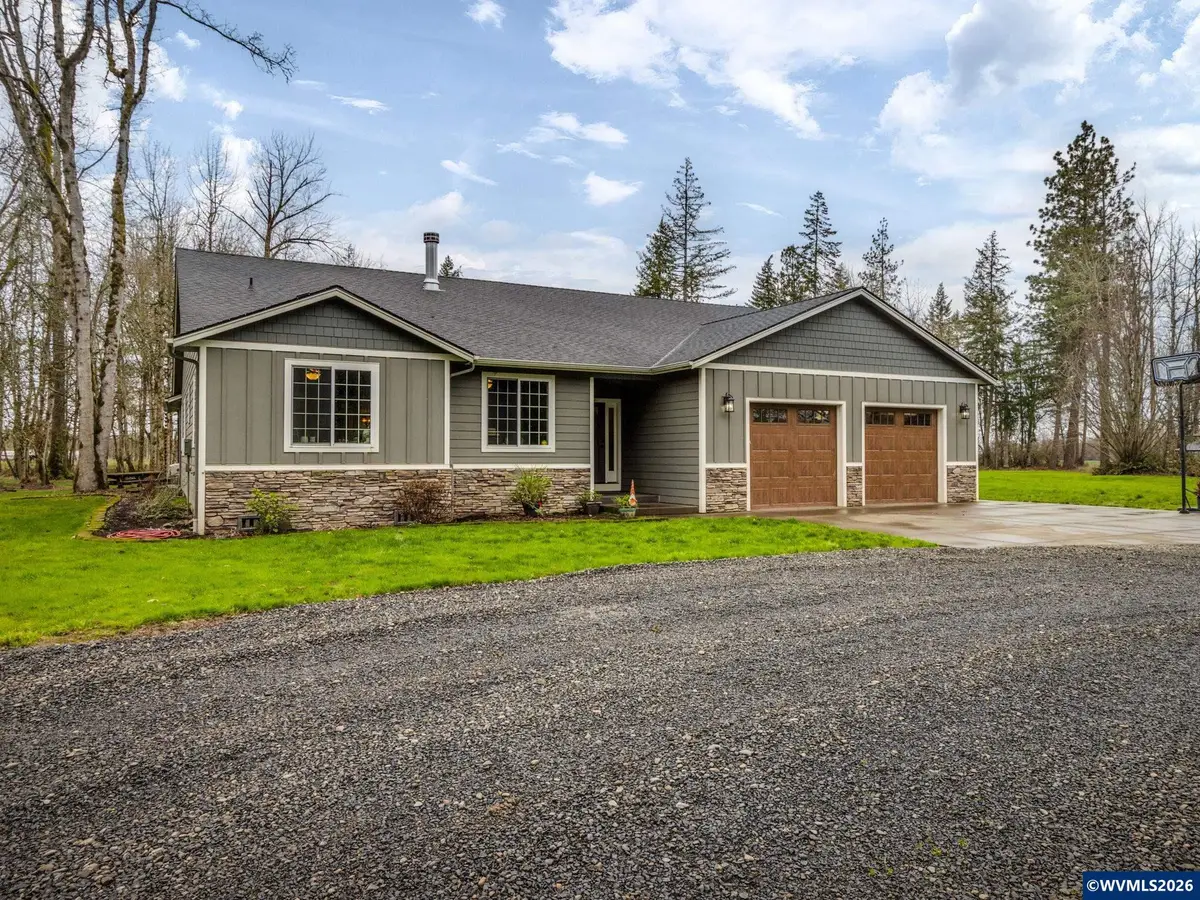 12950 S Barnards Rd, Molalla, OR 97038 - Image #1