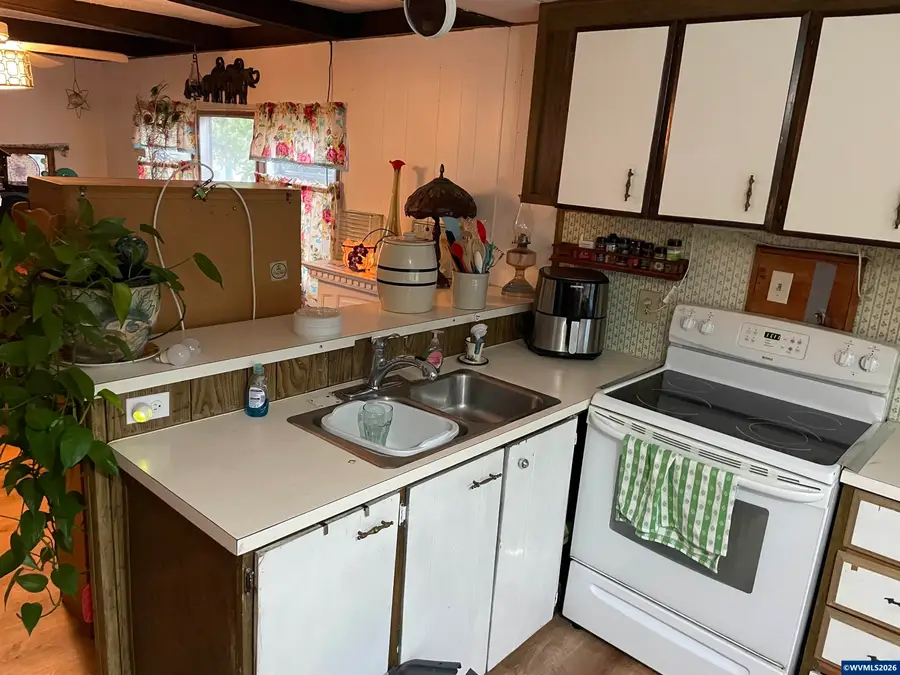 374 NW 59th St, Newport, OR 97365 - Image #3