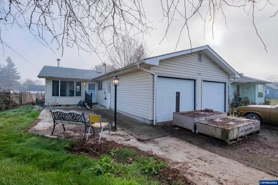 1247  1st Av, Sweet Home, OR 97386 - Image #3