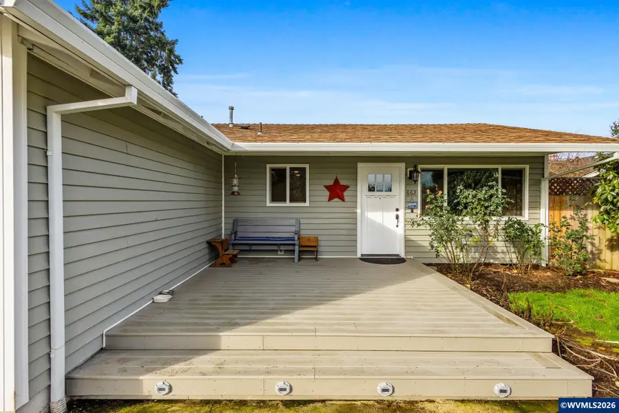 662  Wilson St, Woodburn, OR 97071 - Image #3