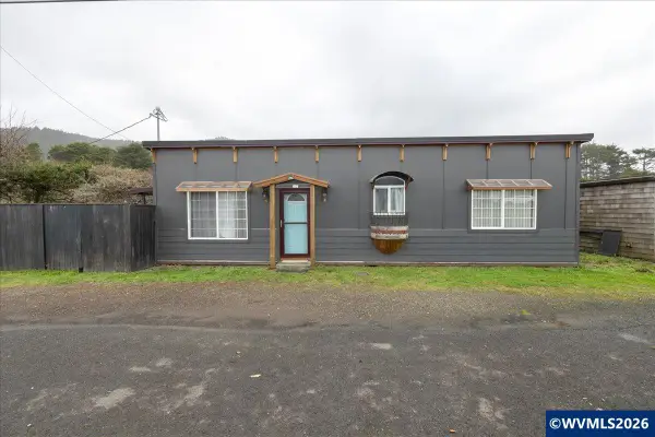 1940  Highway 101, Rockaway Beach, OR 97136