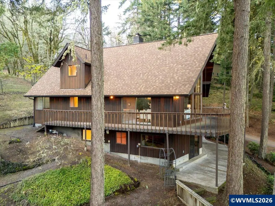 5000 NW Crescent Valley Dr, Corvallis, OR 97330 - Image #2