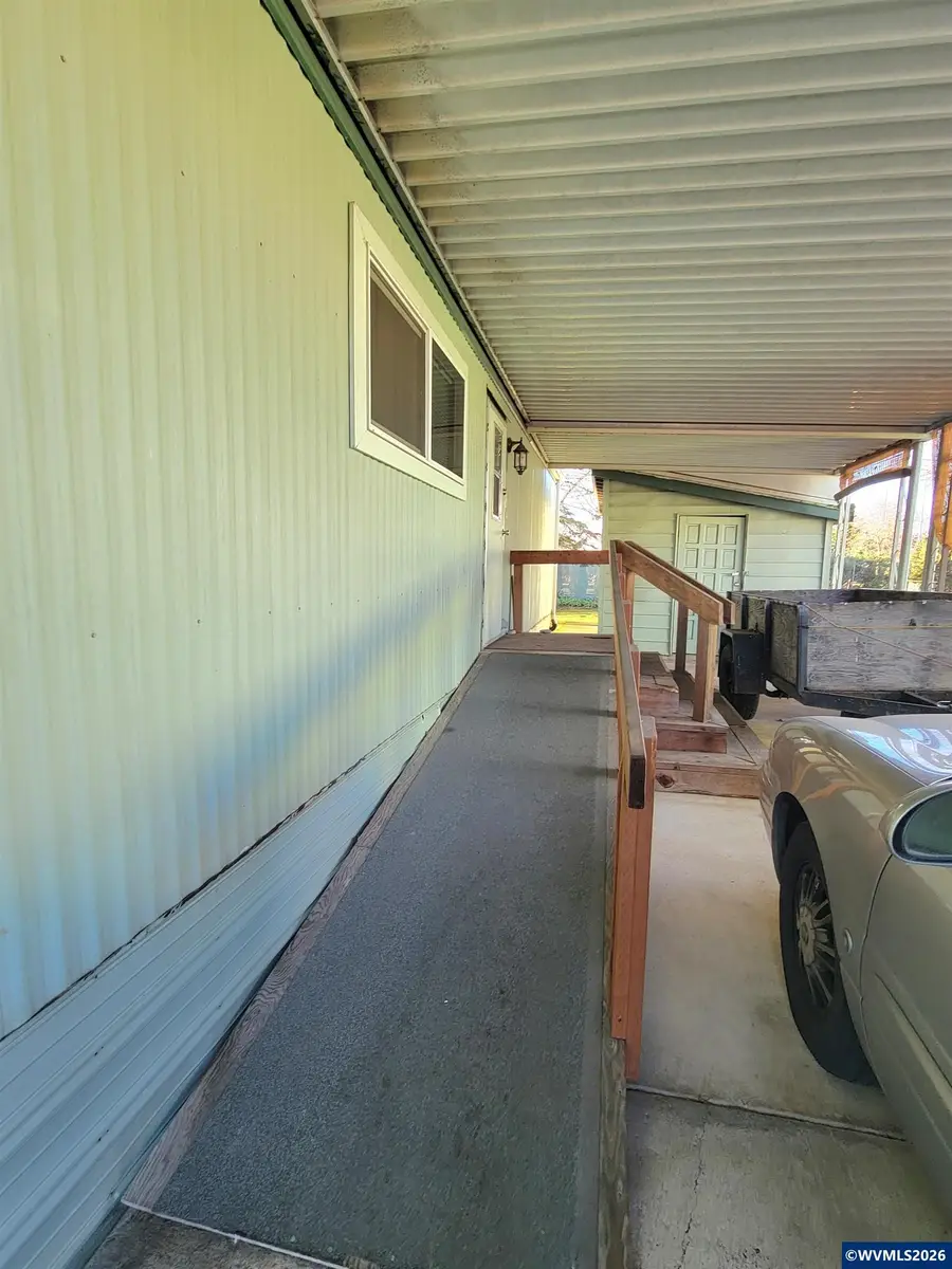 1199 N Terry #309 St, Eugene, OR 97402 - Image #3