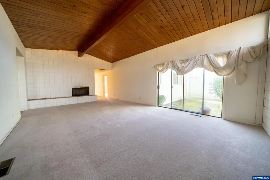 710  Binshadler St, Lebanon, OR 97355 - Image #2