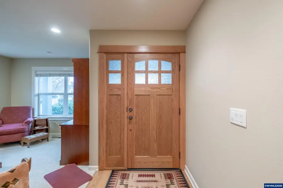 705 SE Stoneridge Ln, Dallas, OR 97338 - Image #3