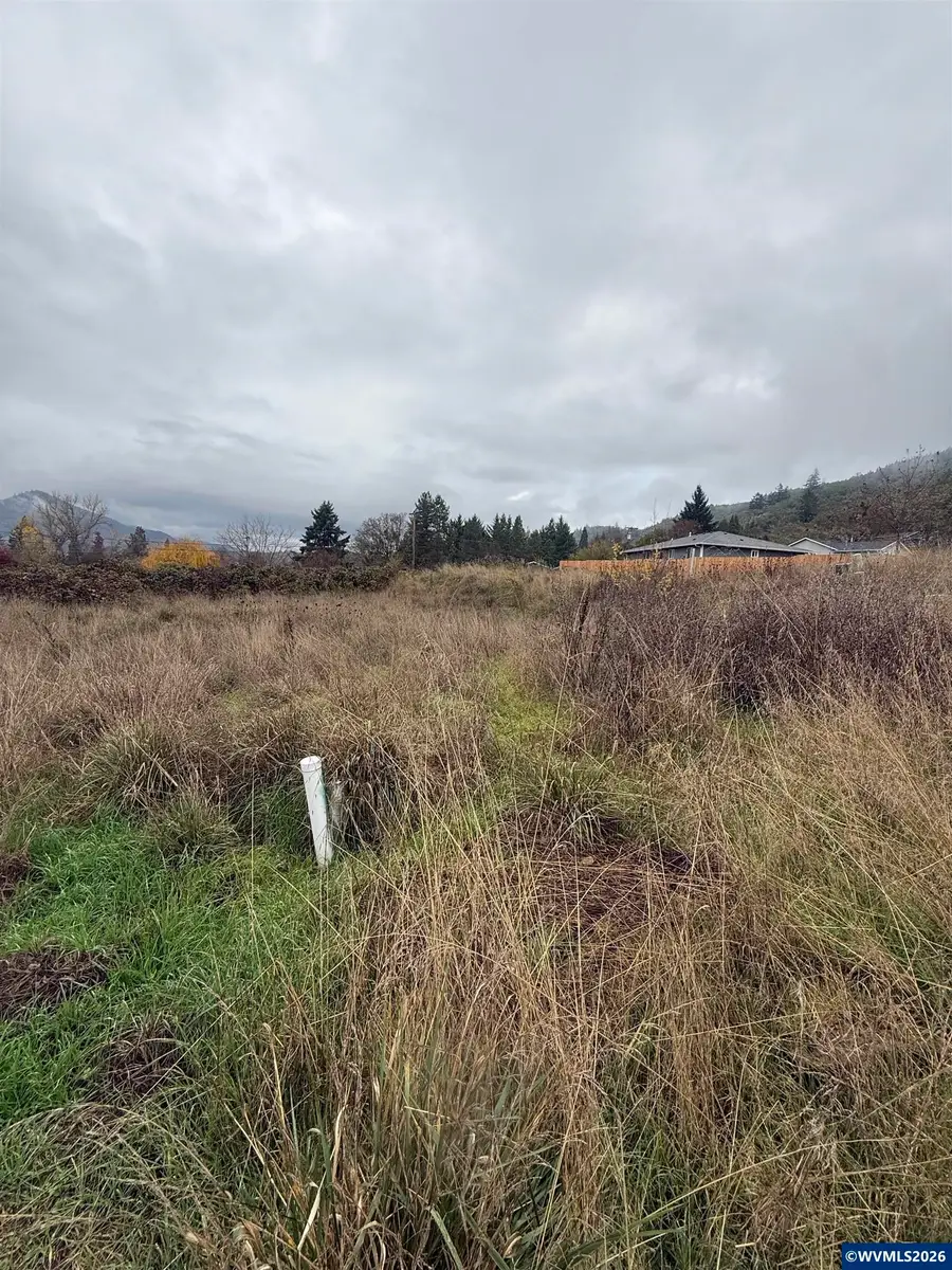 268  Mona (-264 ) St, Myrtle Creek, OR 97457 - Image #2