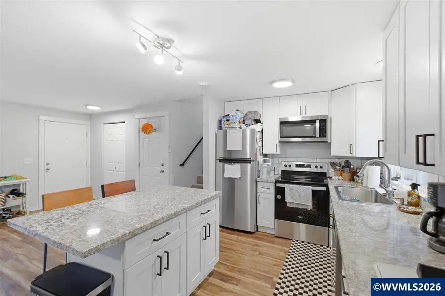 137  Tanglewood (-141) Dr, Jefferson, OR 97352 - #3