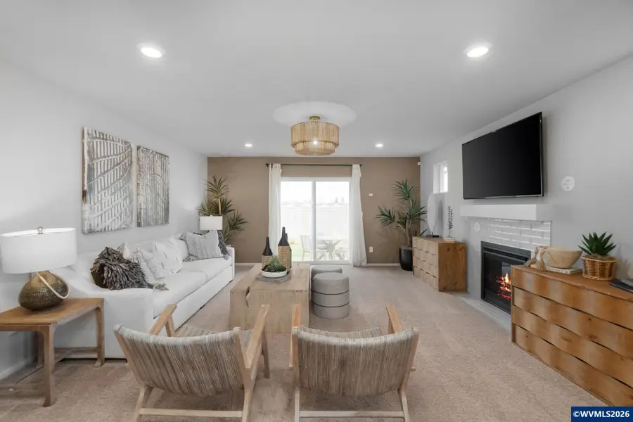 1058  Clemson St, Woodburn, OR 97071 - Image #3